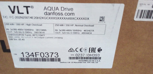 VARIADOR DE VELOCIDAD DANFOSS 134F0373 AQUA DRIVE DE 350 HP 380/480 VAC. BASTIDOR D4H