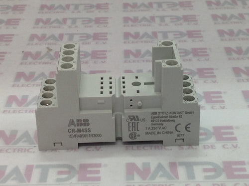 BASE DE MOTAJE ABB CR-M4SS PARA 2 Y 4 CONTACTOS CAT. 1SVR405651R3000 14 PINES PLANOS CHICOS