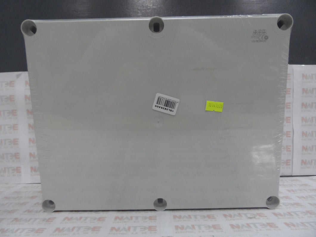 ABB M008220000 Caja Plástica IP55 Con Conectores,153x110x66