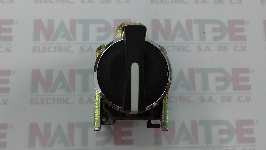 SELECTOR DE 3 POS. TELEMECANIQUE  XB4BJ33  CON RETENCION 1NC-1NO