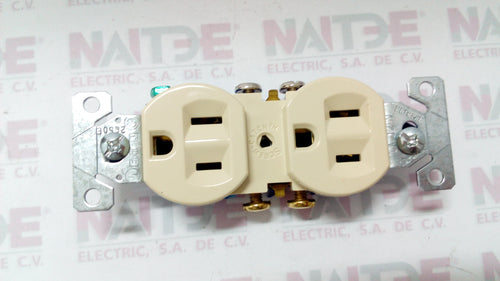 CONTACTO DUPLEX COOPER 270V15A 127V  (EATON -  WD0268M ) NEMA 5-15R COLOR MARFIL