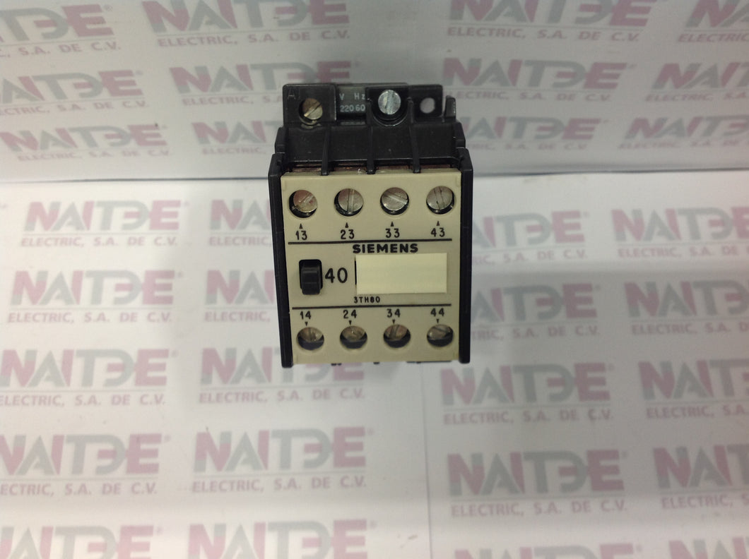 CONTACTOR AUXILIAR SIEMENS  3TH80 40-0A  DE 220 V.