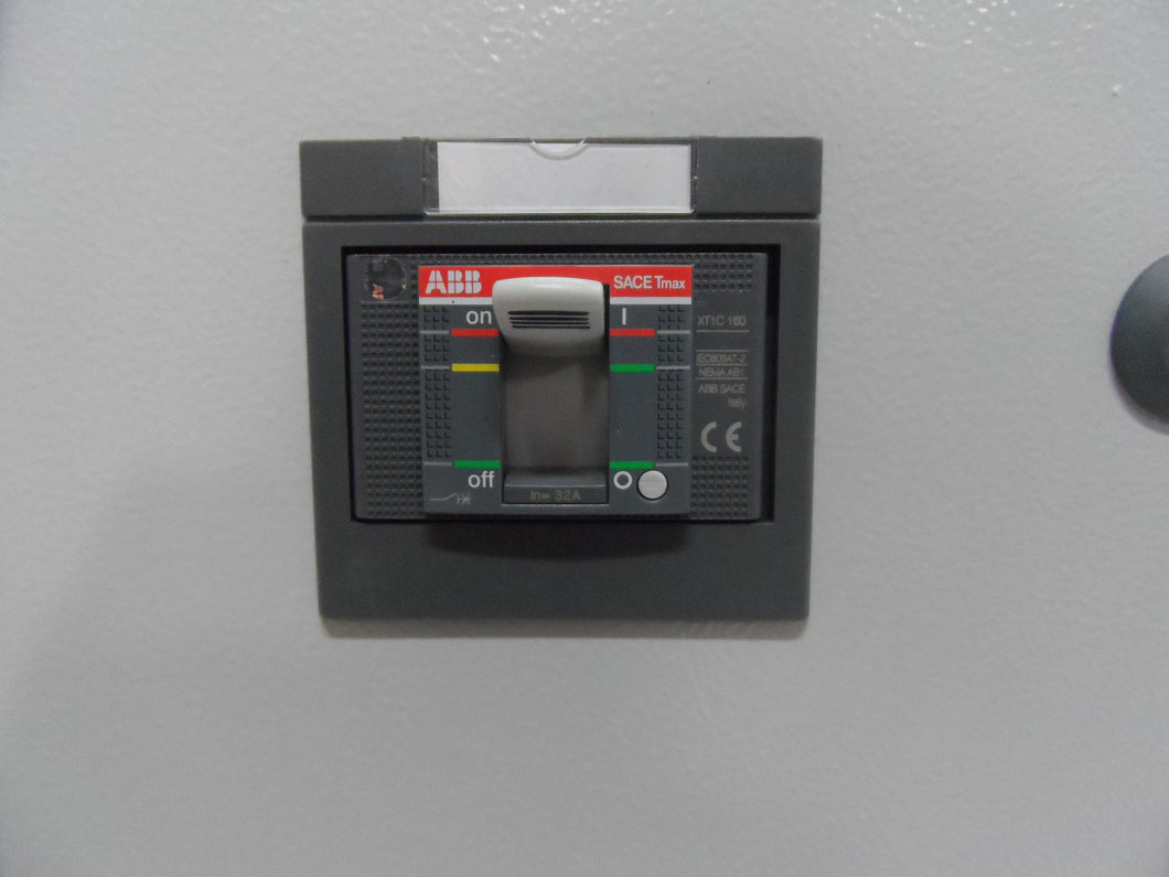 GABINETE SR + INTERRUPTOR Y SR C/PLATINA ABB SRN4315050895K, 400X300X150, TMAX T1C 32A 3P, C/TERMINA ( NUEVO MODELO SRN4315067392K )
