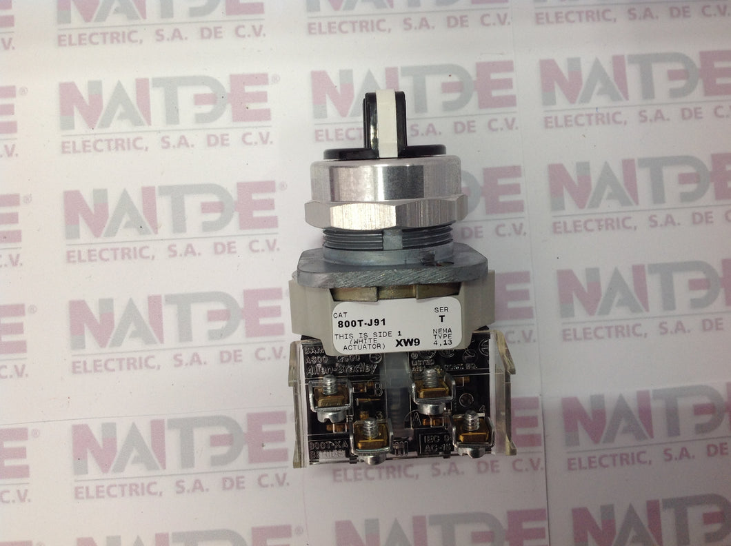 SELECTOR ALLEN-BRADLEY 800T-J91A MANIJA CORTA CON RETORNO