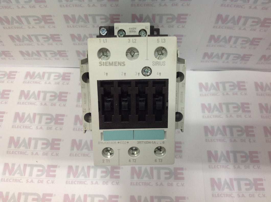 CONTACTOR SIEMENS 3RT1034-1AR16 DE 440 VAC.