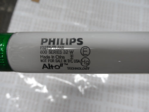 TUBO FLOURESCENTE PHILLIPS F32T8/TL865 DE 32 W  T-8 6500 K 2 PIN ( PLUSRITE )