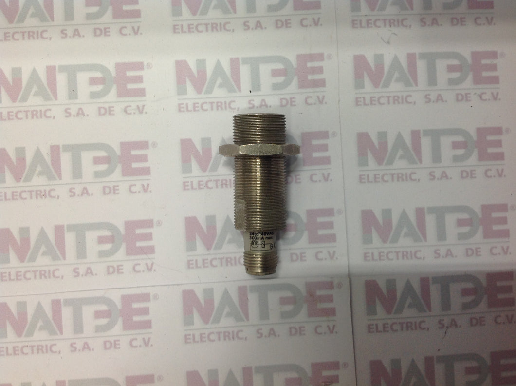 SENSOR OMRON  E2E-X5Y1-M1, M18, 24 A 240 VAC, 5MM
