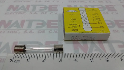 FUSIBLE DIFUS TIPO AMERICANO DE 8 AMP250V