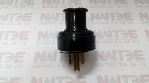 CLAVIJA ARROW HART CAT M-5274, 15A, 125V, HULE COLOR NEGRO