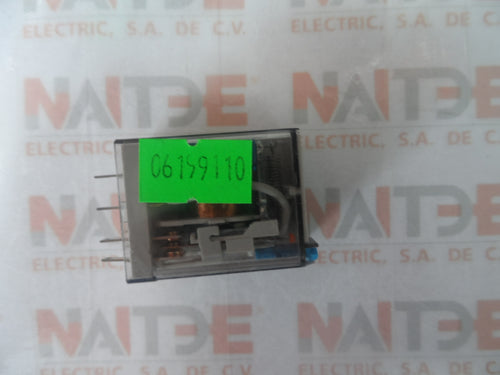 RELEVADOR FINDER 8 PIN 55329024.0040  24 VDC  10A 250 V